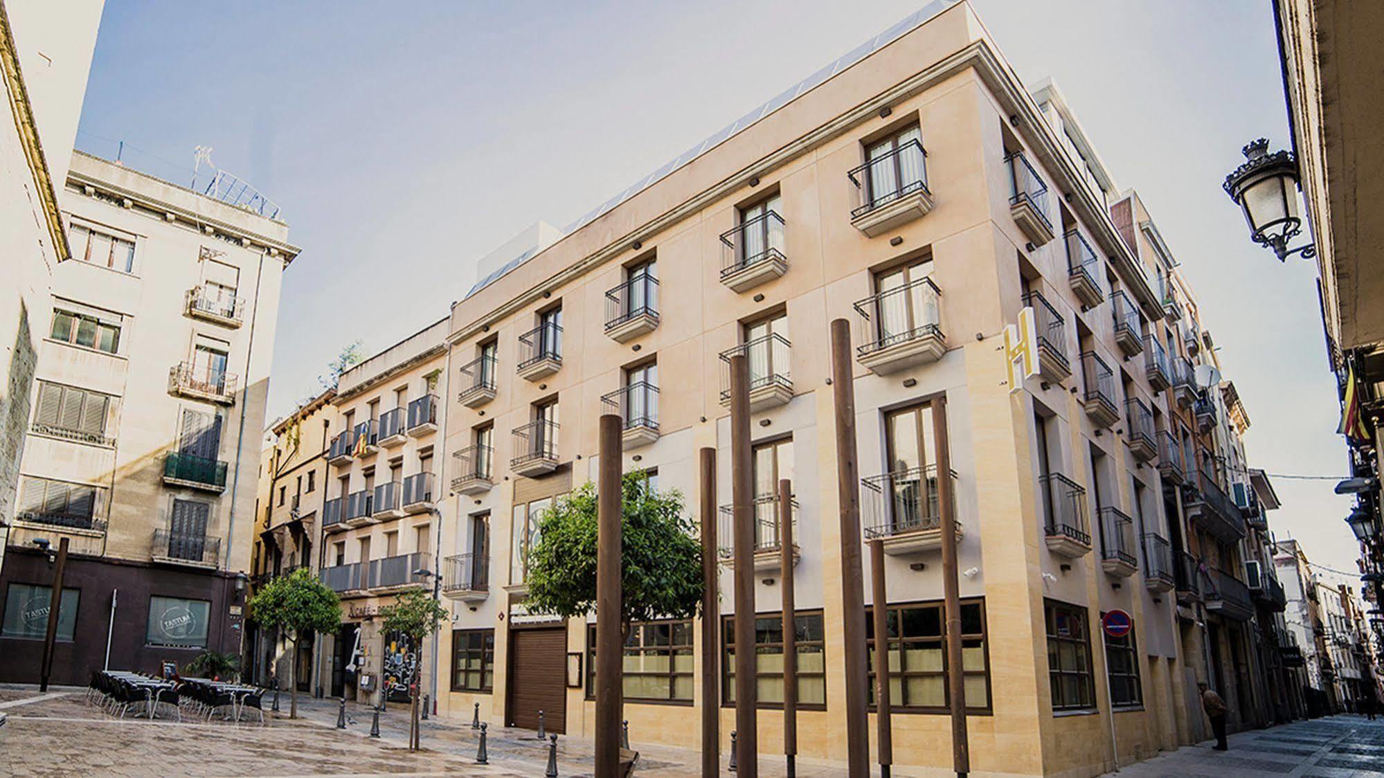 Hotel Centre ריאוס מראה חיצוני תמונה
